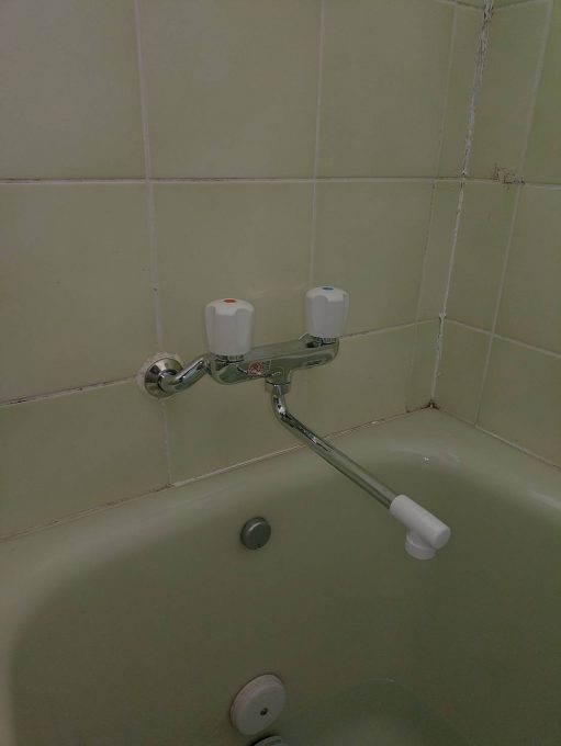 福岡県福岡市西区へ浴室蛇口の修理依頼にお伺いしました