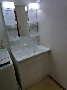 沖縄県那覇市首里へ洗面器の水漏れでお伺いしました