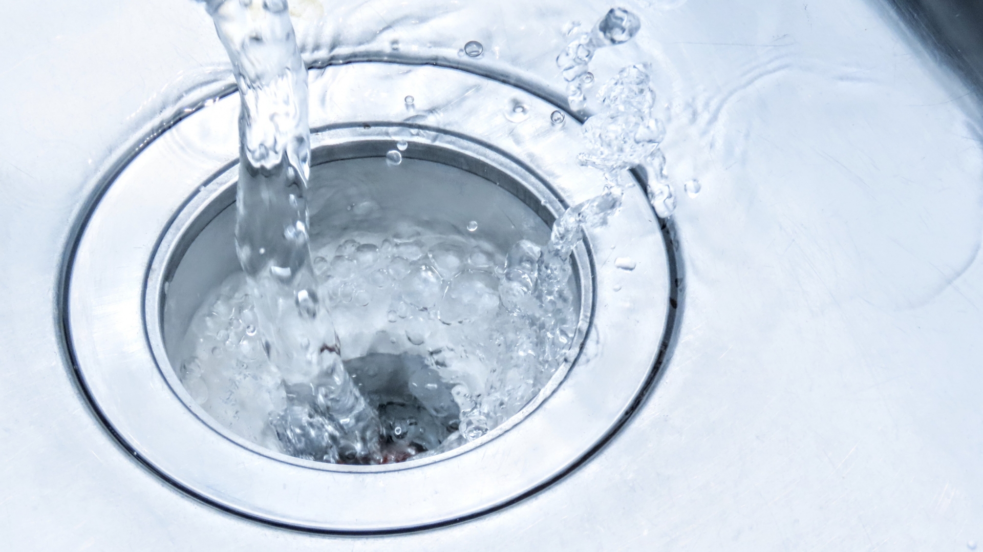 水漏れを防ぐための必須知識！水漏れしやすい場所ベスト5と対策【水道職人：公式】