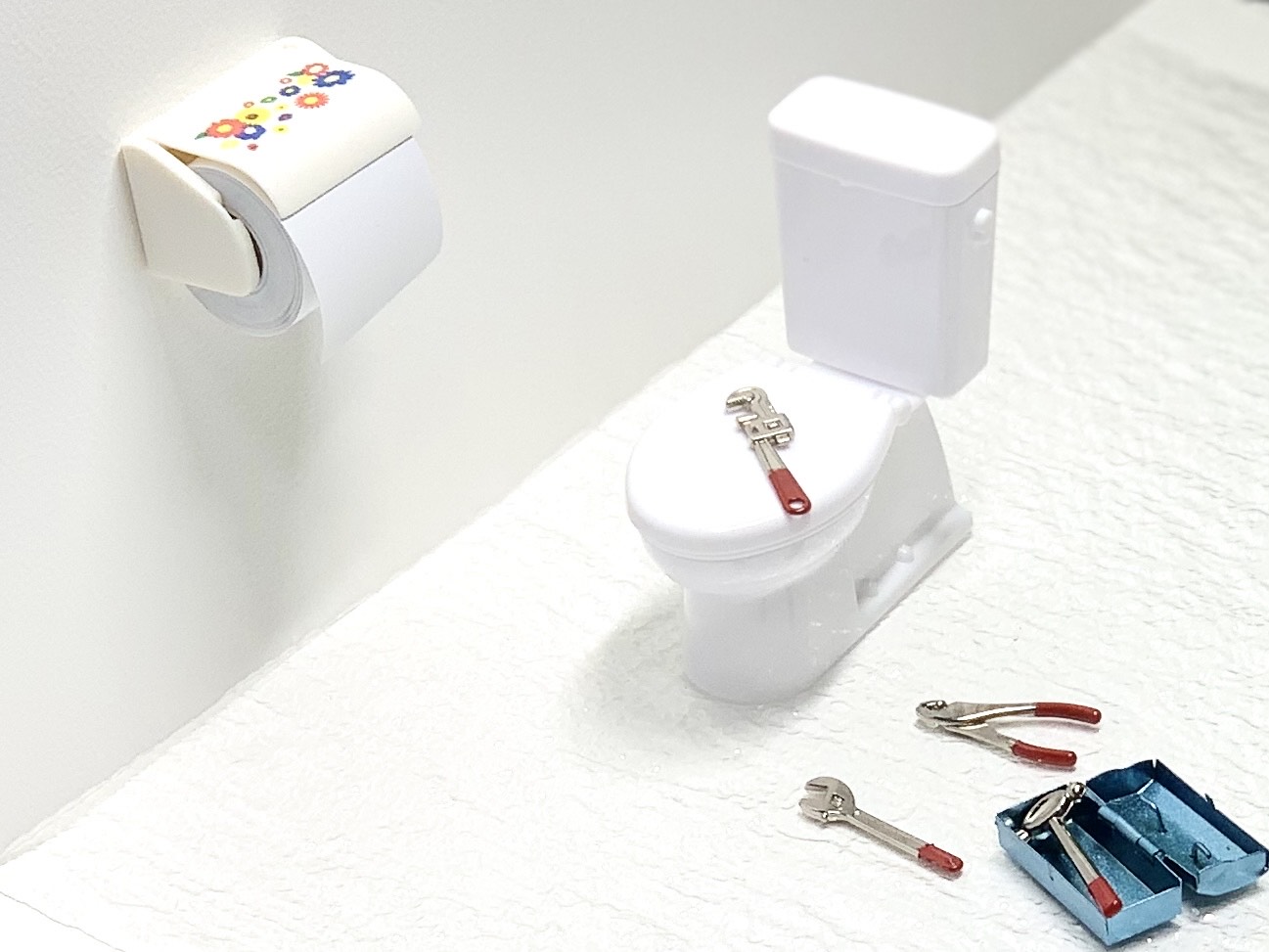 トイレの配管がつまった！対処法や注意すべきポイントを解説