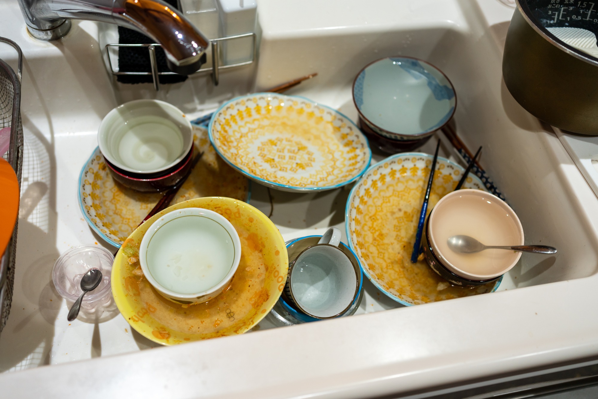 排水口の油汚れを防ごう┃「油・断・快適！」キャンペーンに学ぶ暮らしの習慣【水道職人：公式】