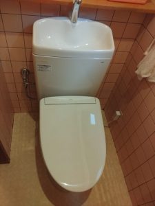 鳥取県米子市車尾へトイレ交換に伺いました。