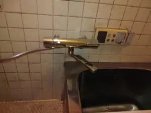 愛知県東海市富木島町へ浴室蛇口水漏れでお伺いいたしました