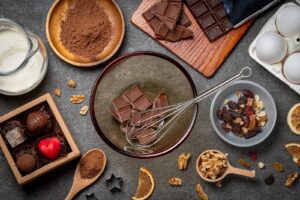 手作りバレンタインの落とし穴！？キッチンの排水口つまりの原因と対策【水道職人：公式】