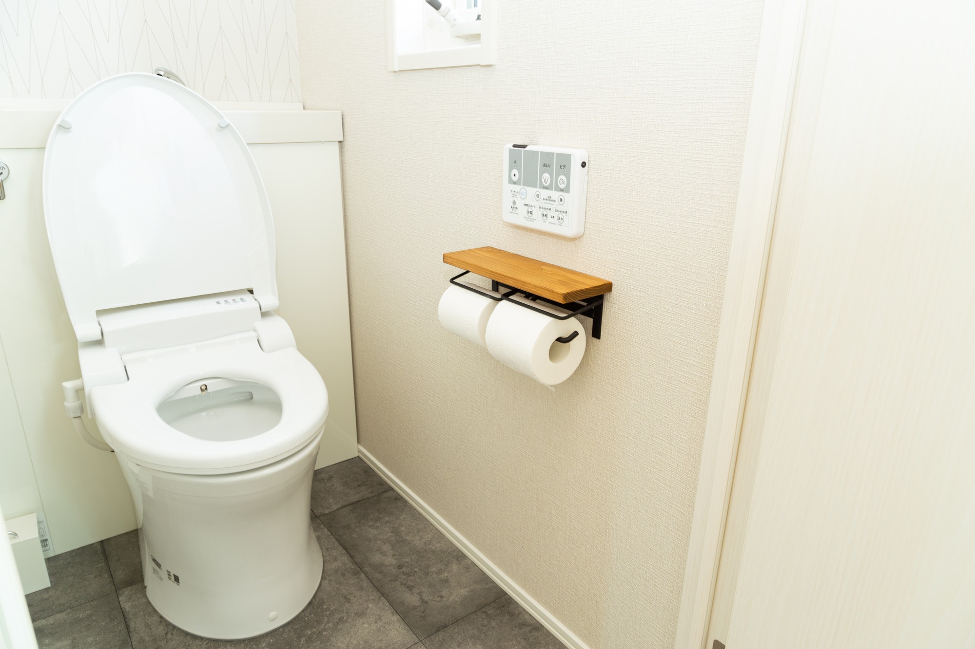 トイレのクッションフロアとは何か？特徴や選び方と失敗しない施工ポイント【水道職人：公式】