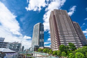 マンション上層階における排水口トラブルの原因と対策手順【水道職人：公式】